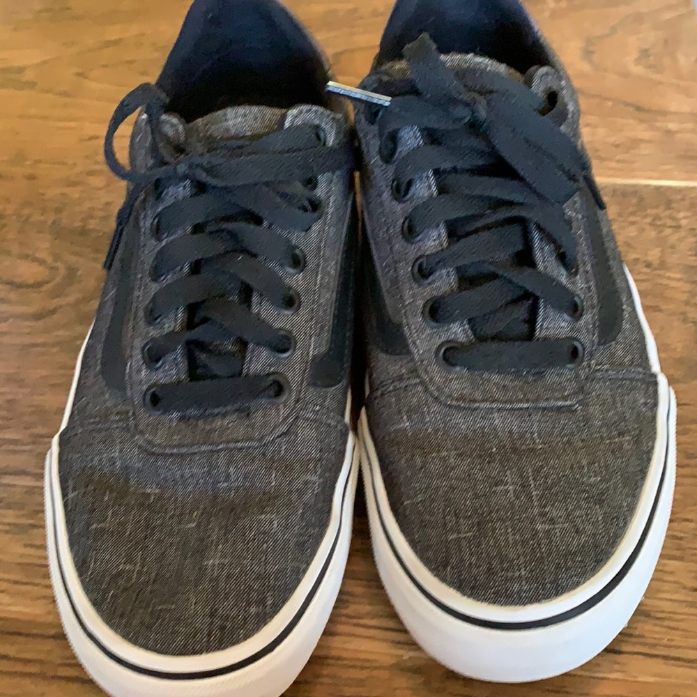 Vans Old School Shoes - Picture 1 of 6